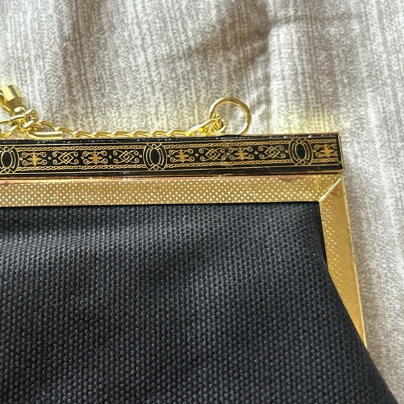 NWT Vintage Ronte Of Beverly Hills Floral NeedlePoint Purse With Gold Chain - Picture 10 of 11